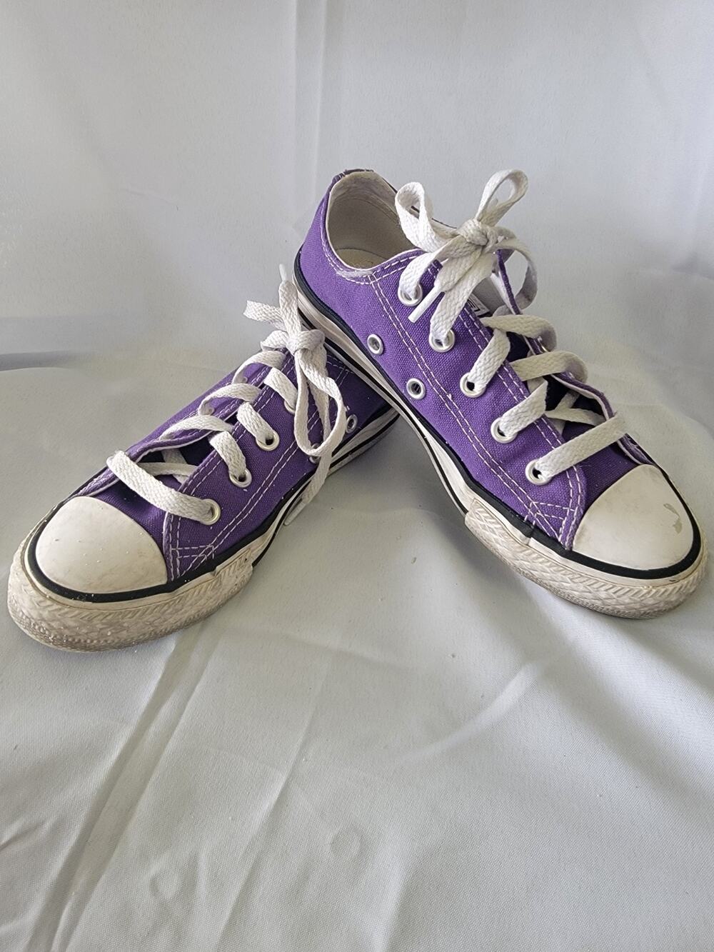 Converse 337837F Purple Canvas Low youth Kids US 13 All Star Sneakers Size 74
